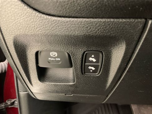 Used 2023 RAM 1500 Big Horn image 25