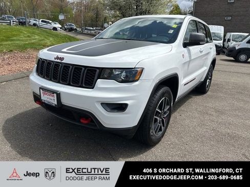 Used 2021 Jeep Grand Cherokee Trailhawk w/ Trailhawk Luxury Group AWD/4WD image 1