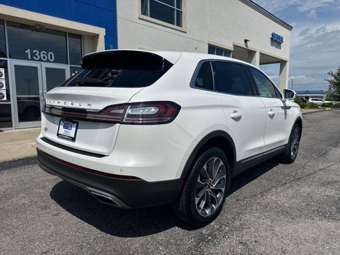Used 2023 Lincoln Nautilus Reserve AWD/4WD image 18
