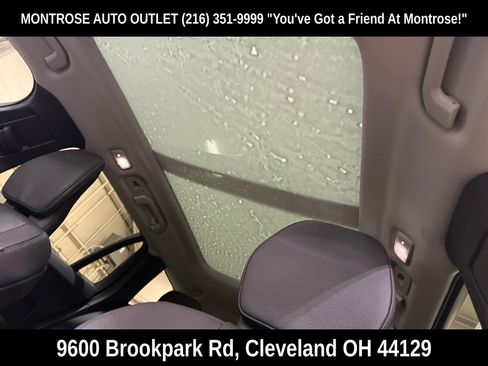 New 2026 Volvo V60 B5 Cross Country Plus w/ Protection Package Premier image 33