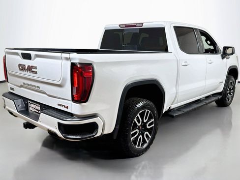 Used 2020 GMC Sierra 1500 AT4 w/ AT4 Premium Package AWD/4WD image 4