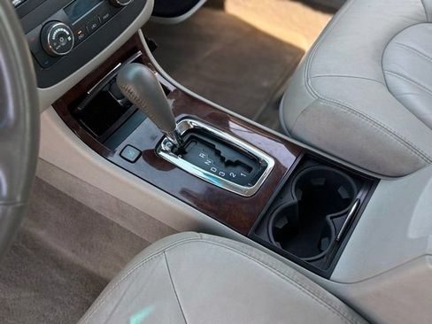 Used 2011 Buick Lucerne CXL FWD image 21