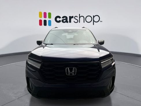 Used 2023 Honda Pilot Sport image 8