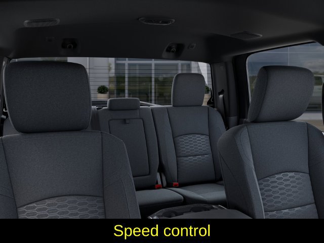 New 2026 RAM 3500 Big Horn AWD/4WD image 33