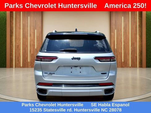 Used 2023 Jeep Grand Cherokee L Summit AWD/4WD image 32