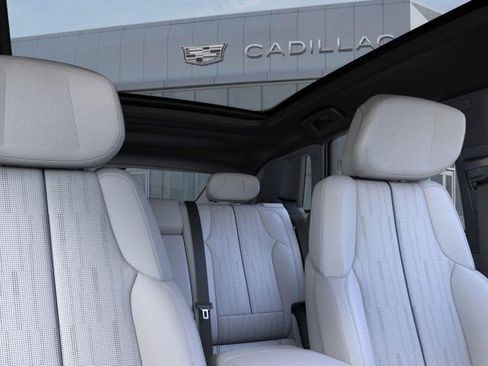 New 2026 Cadillac Lyriq Sport w/ LPO, Floor Liner Package AWD/4WD image 24