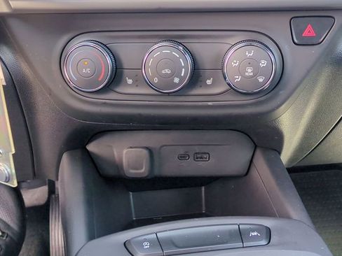 Used 2026 Chevrolet Trax RS w/ Driver Confidence Package image 18