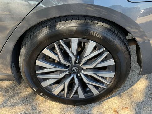 Used 2025 Nissan Altima 2.5 SV image 54