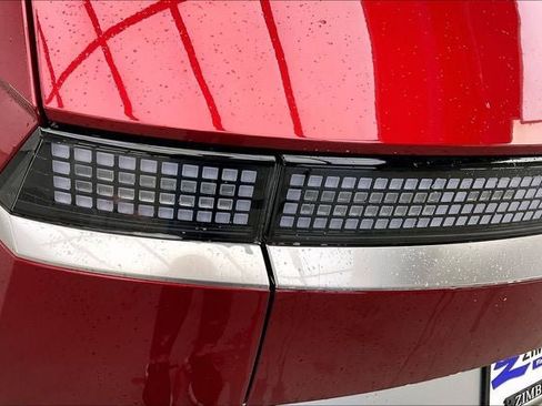 New 2026 Hyundai Ioniq 5 Limited image 17