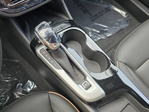 New 2026 Buick Envista Avenir FWD image 18