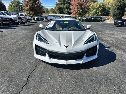 Used 2024 Chevrolet Corvette Z06 w/ Stealth Interior Trim Package image 3