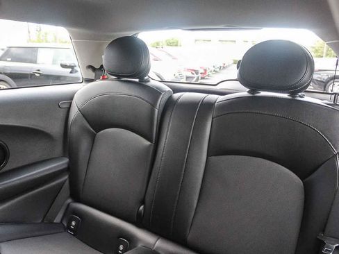 Used 2017 MINI Cooper 2-Door Hardtop FWD image 23