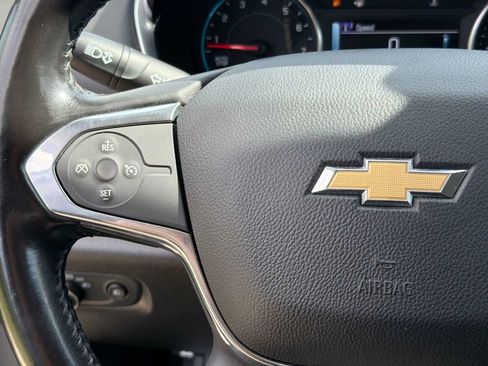 Used 2019 Chevrolet Traverse LT FWD image 20