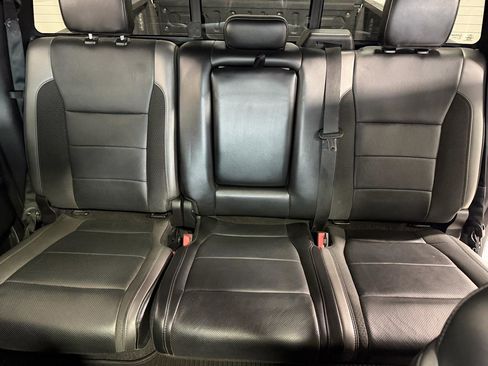 Used 2019 Ford F150 Raptor w/ Equipment Group 802A Luxury image 27