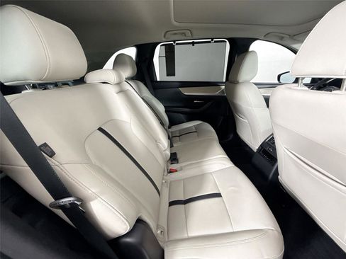 Certified 2025 MAZDA CX-70 Plug-In Hybrid w/ Premium Pkg image 44