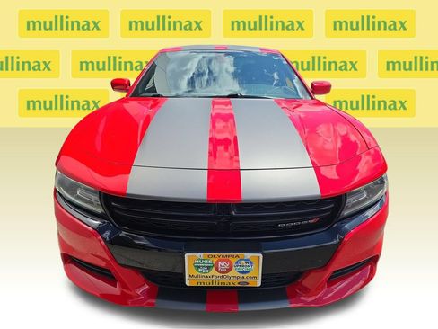 Used 2018 Dodge Charger R/T w/ Plus Group RWD image 16