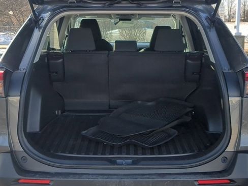Certified 2022 Toyota RAV4 LE image 15