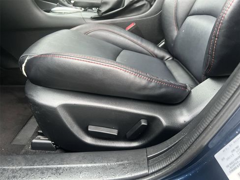 Used 2014 MAZDA MAZDA3 i Grand Touring image 11