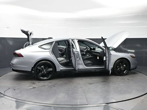 Used 2026 Honda Accord Sport image 33