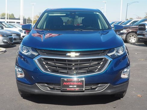 Used 2020 Chevrolet Equinox LT image 2