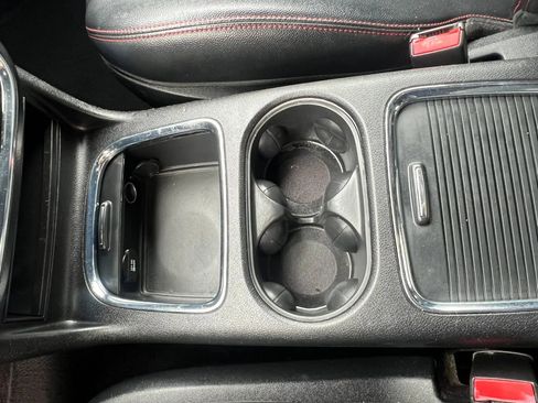 Used 2016 Dodge Grand Caravan R/T FWD image 21