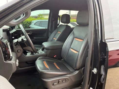 Used 2024 GMC Sierra 1500 AT4 w/ Technology Package AWD/4WD image 24