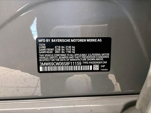 Used 2025 BMW 330i Sedan w/ M Sport Package RWD image 32