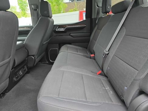 Used 2024 Chevrolet Silverado 1500 LT AWD/4WD image 15