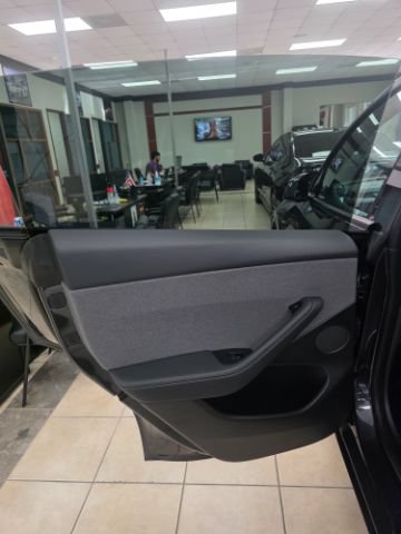 Used 2026 Tesla Model Y 2WD image 10