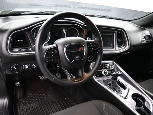 Used 2018 Dodge Challenger SXT w/ Super Sport Group (SS/T) image 13