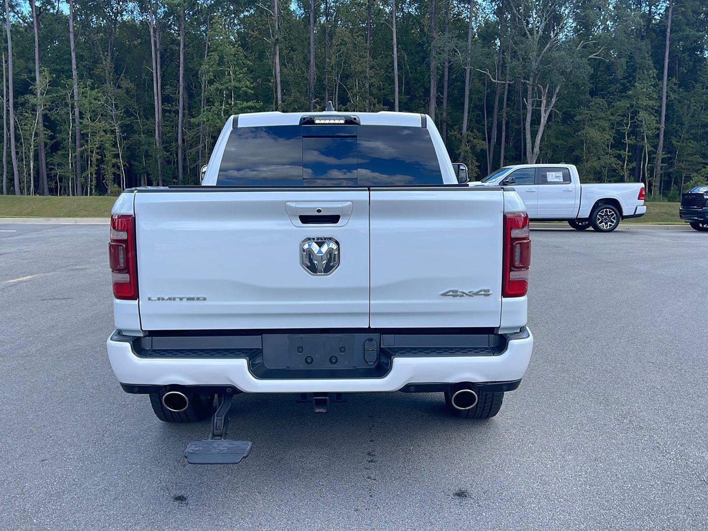 Used 2024 RAM 1500 Limited AWD/4WD image 6