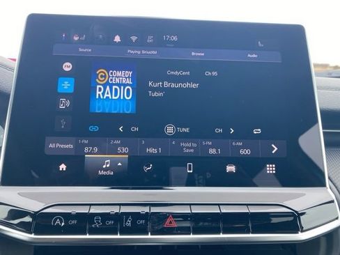 New 2026 Jeep Compass Latitude image 32