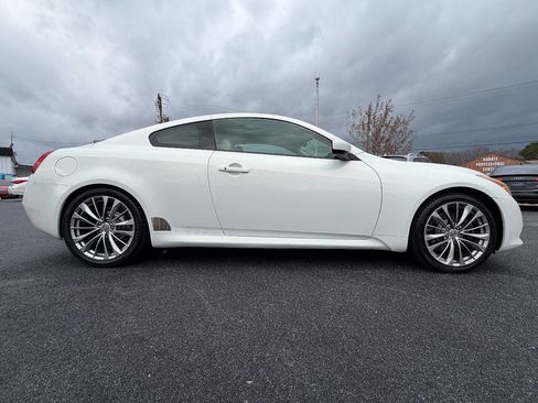 Used 2011 INFINITI G37 Journey w/ Premium Pkg image 5