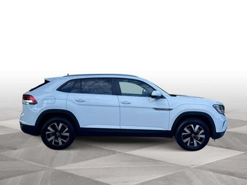 Used 2023 Volkswagen Atlas Cross Sport SE FWD image 9