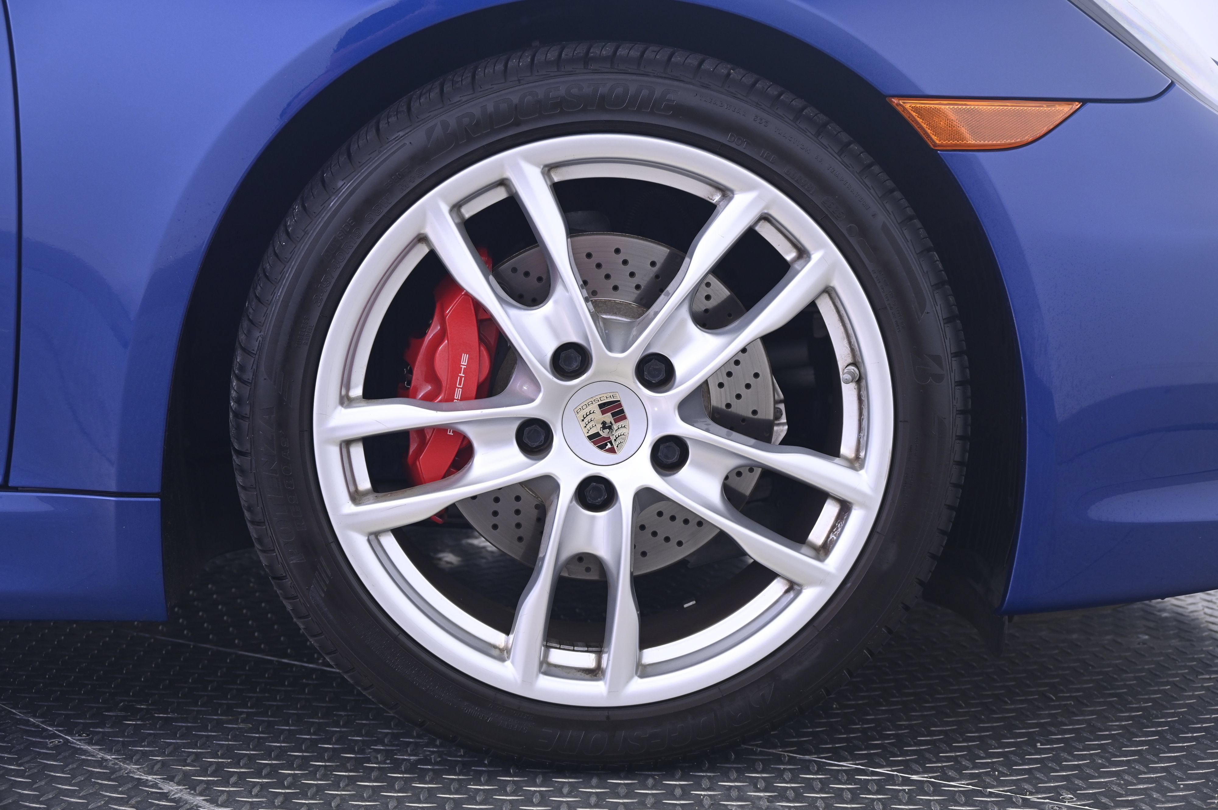 Used 2013 Porsche Boxster S RWD image 17