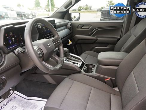 Used 2023 Chevrolet Colorado Trail Boss w/ Technology Package image 17