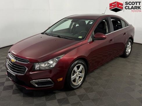 Used 2016 Chevrolet Cruze LT image 3