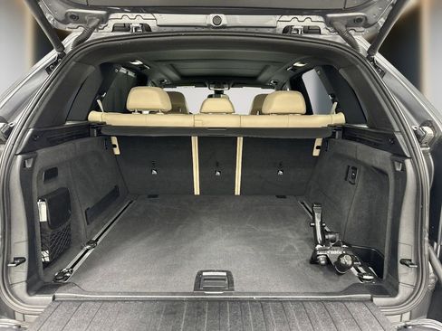 Used 2018 BMW X5 xDrive35d w/ Lighting Package image 14