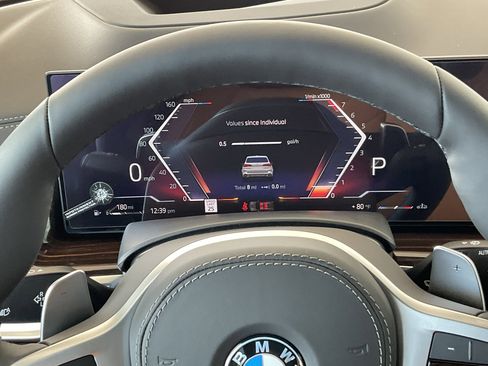 New 2026 BMW X5 xDrive40i w/ M Sport Package image 14