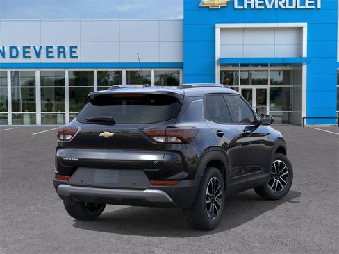 New 2026 Chevrolet TrailBlazer LT w/ LT Cold Weather Package image 4