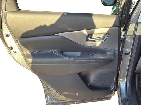 Used 2024 Nissan Murano SL AWD/4WD image 19