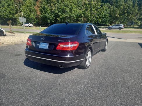 Used 2011 Mercedes-Benz E 350 4MATIC Sedan image 7