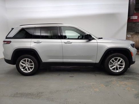 New 2025 Jeep Grand Cherokee Laredo X w/ Luxury Tech Group I image 8