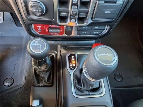 New 2026 Jeep Gladiator Mojave w/ Safety Group image 60