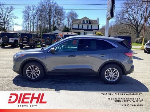 Used 2022 Ford Escape SE w/ Convenience Package image 4