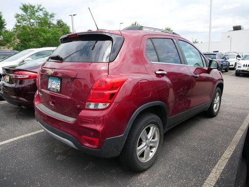 Used 2019 Chevrolet Trax LT w/ Driver Confidence Package AWD/4WD image 5