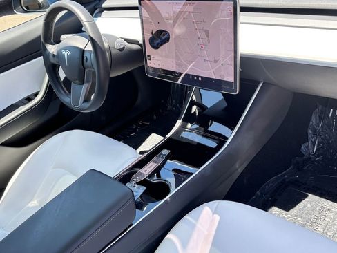 Used 2019 Tesla Model 3 Long Range AWD/4WD image 9