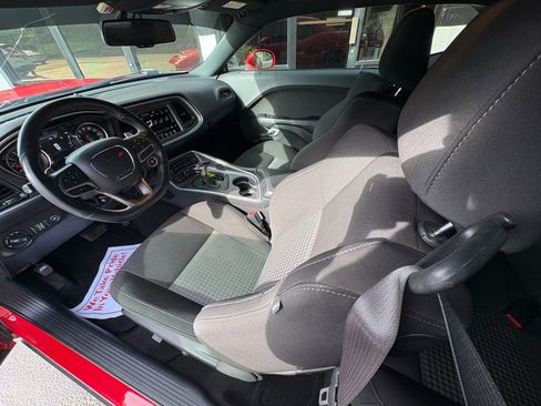 Used 2021 Dodge Challenger GT w/ Performance Handling Group image 13