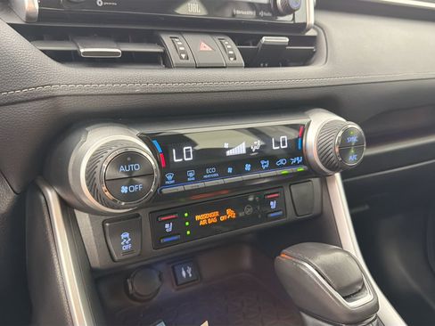 Used 2019 Toyota RAV4 Limited w/ Cold Weather Package image 16