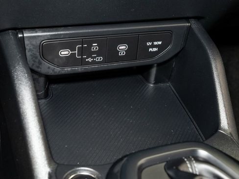 Used 2025 Kia K4 FWD image 18